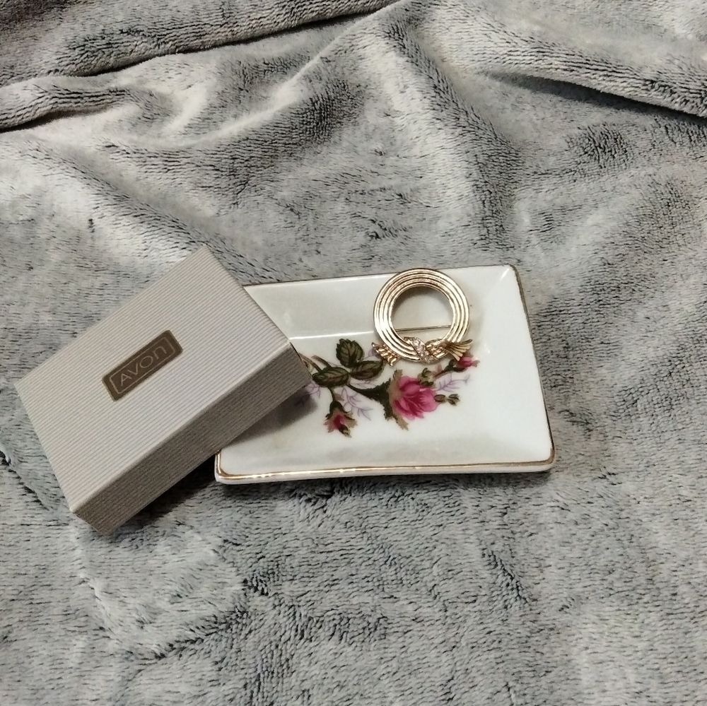 **VINTAGE** Avon